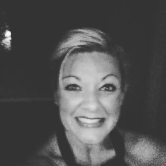 Meet your Posher, Jo - Picture 1 of 1